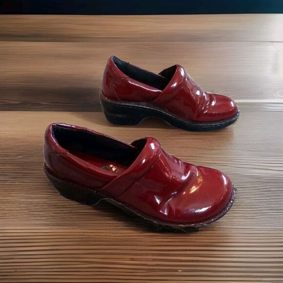 Shoes - BOC Clogs Born Concept Margaret Red Clogs Patent Shoes Size 8 / 39 Professional